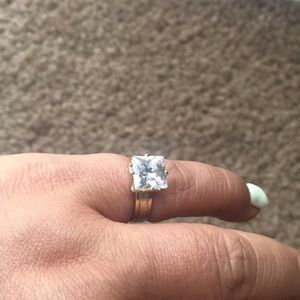 VTG Princess Cut Crystal ring. Size 4.5